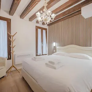 Nocleg ze śniadaniem Rialto 707, Wenecja