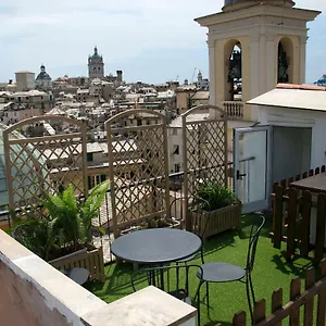 Sky On The Roofs - Il Cielo Sui Tetti Gênes