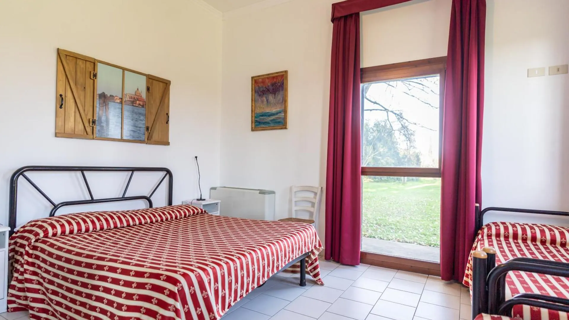 Il Lato Azzurro Hotel Venice 0*,  Italy